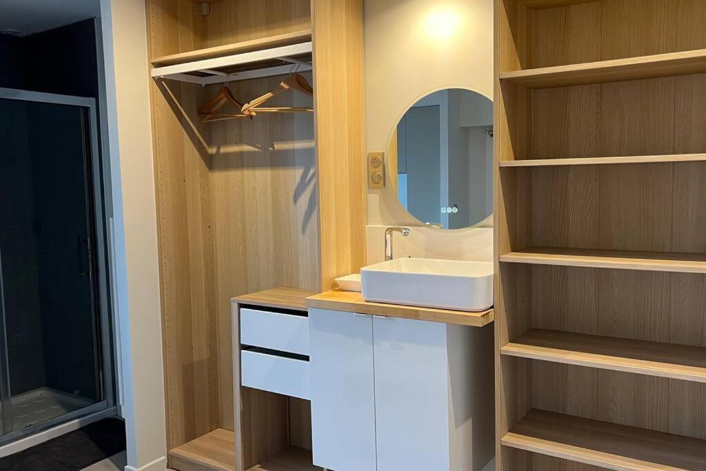 Studio Piscine Partagee Parking Securise Saint-Yrieix-sur-Charente Buitenkant foto