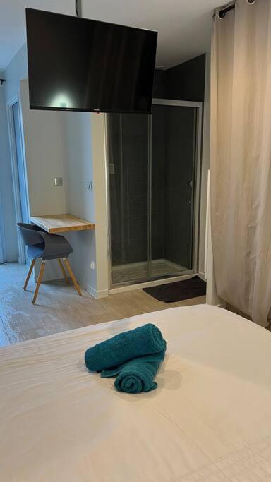 Studio Piscine Partagee Parking Securise Saint-Yrieix-sur-Charente Buitenkant foto